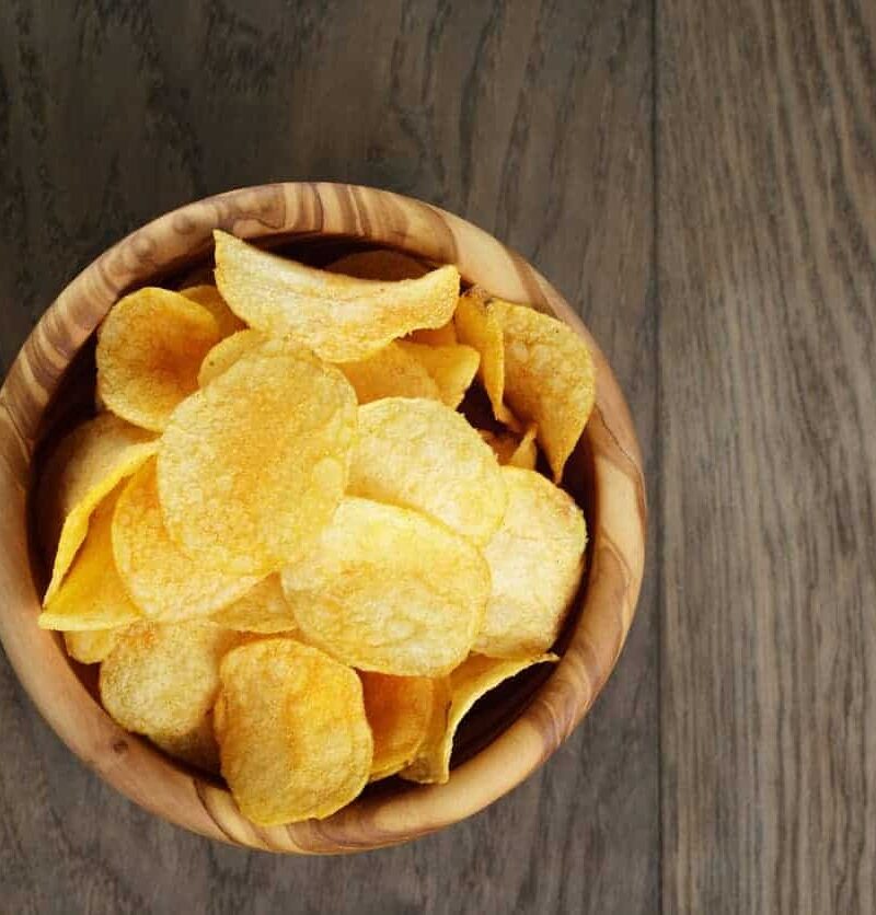 Crispy Street Style Spicy Aloo Chips Recipe in Hindi